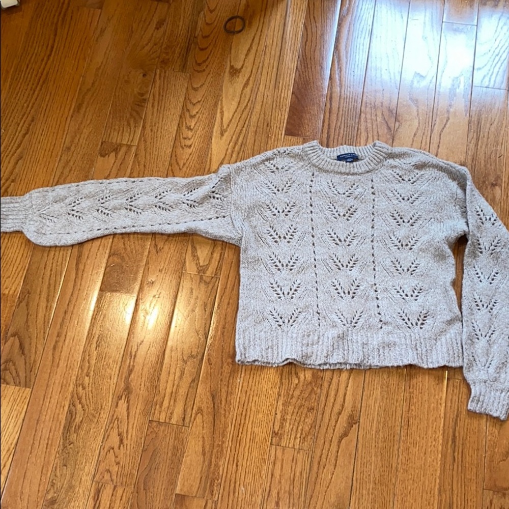 American Eagle sweater
